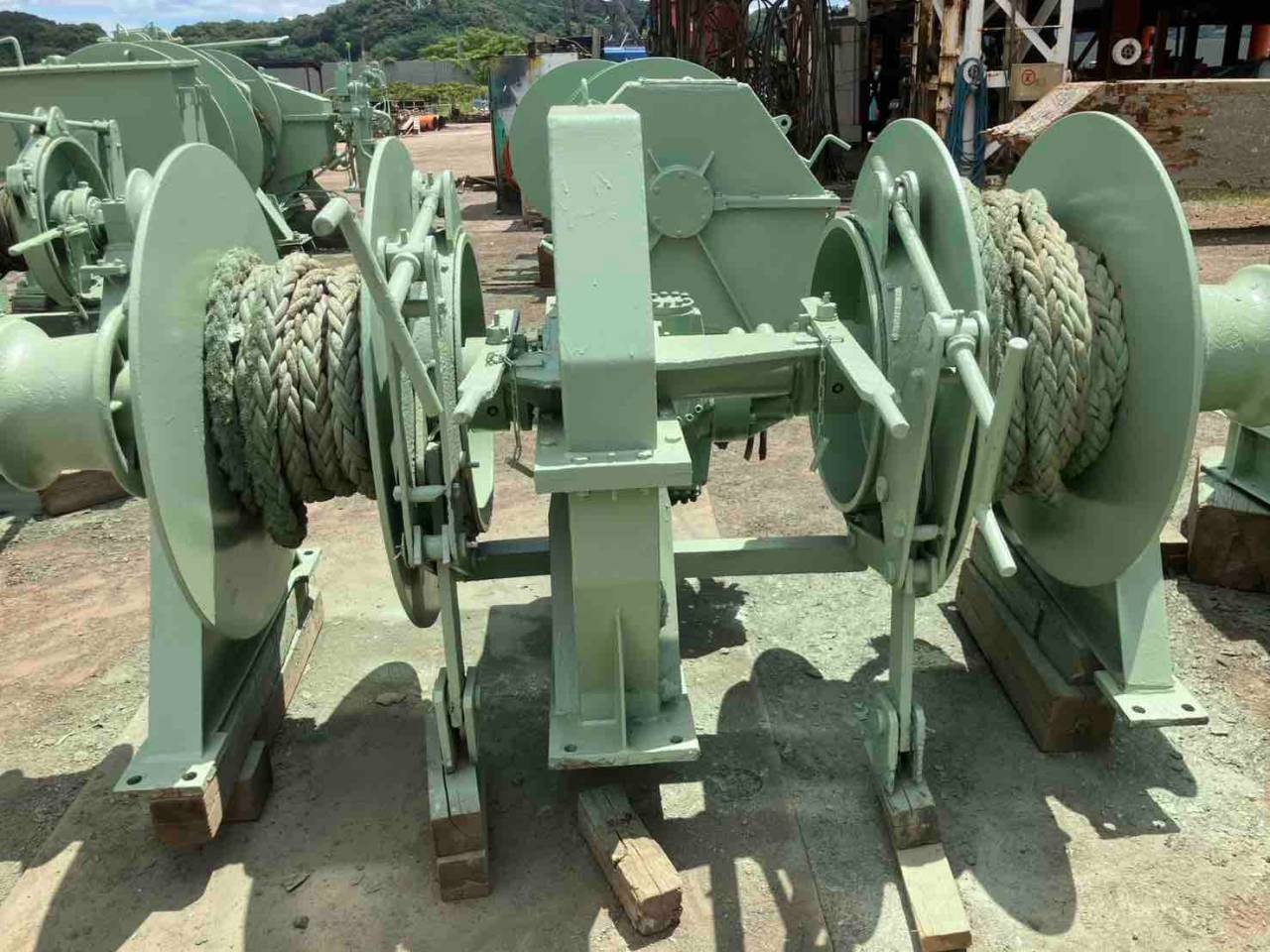 G-06 2t巻複胴油圧ウインチ